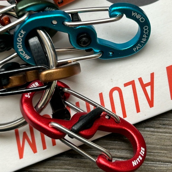 🆕⚒️Nite Ize Aluminum Keyring Locker S-Biner - Carabiner Keychain - multi… - Picture 6 of 16